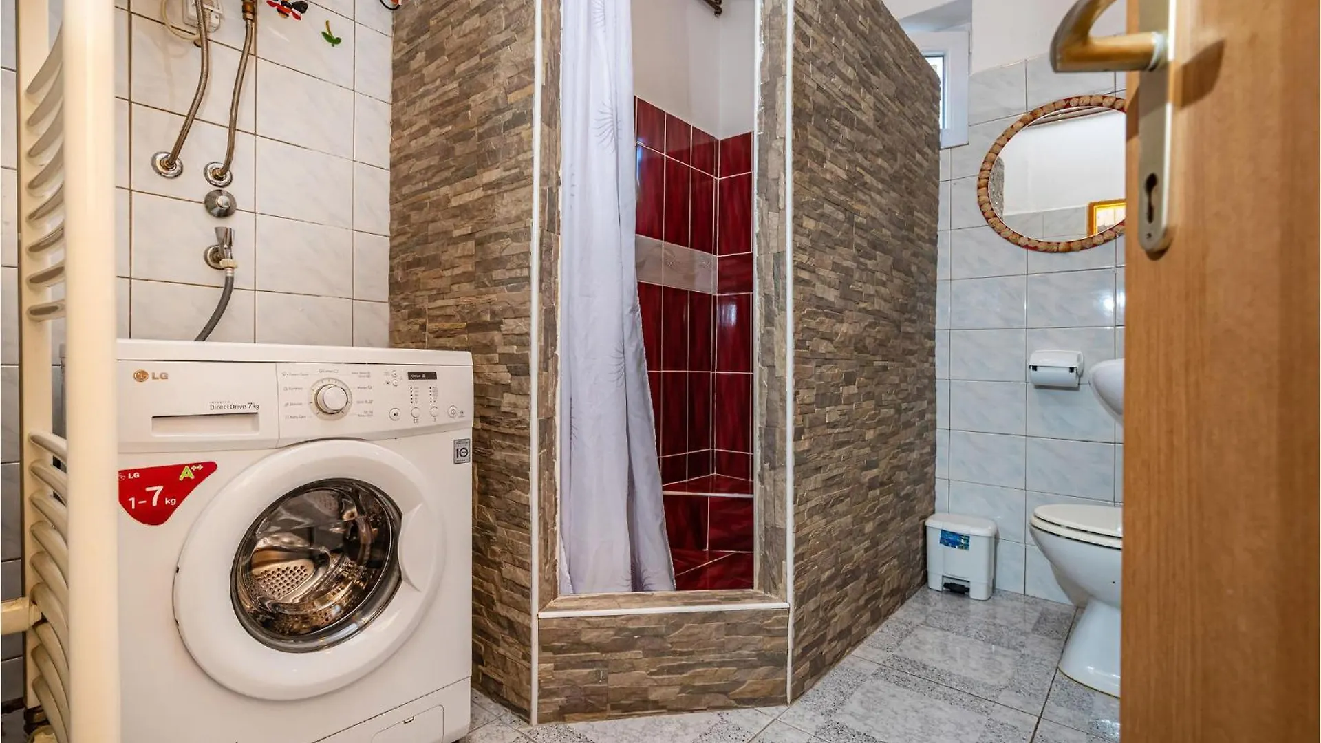 6 Bedroom Pet Friendly Home In Policnik 0*,  Croatia