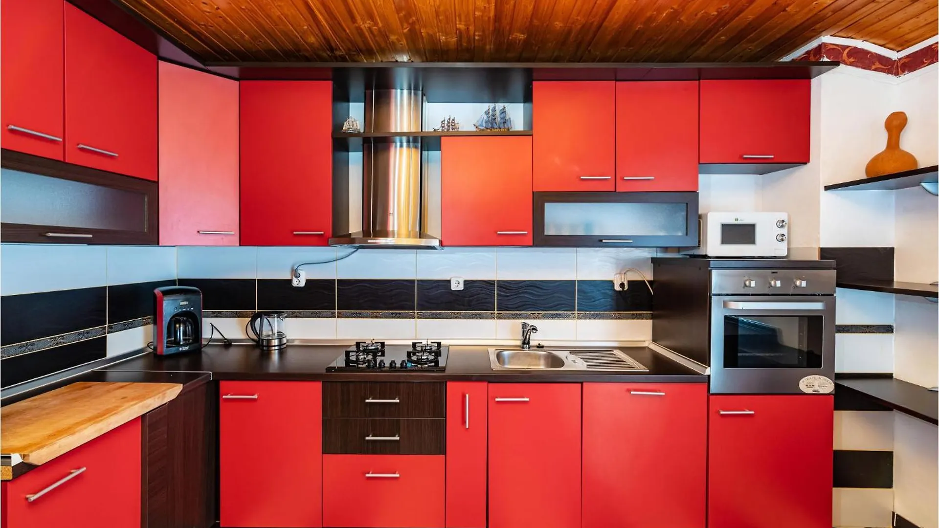 6 Bedroom Pet Friendly Home In Policnik
