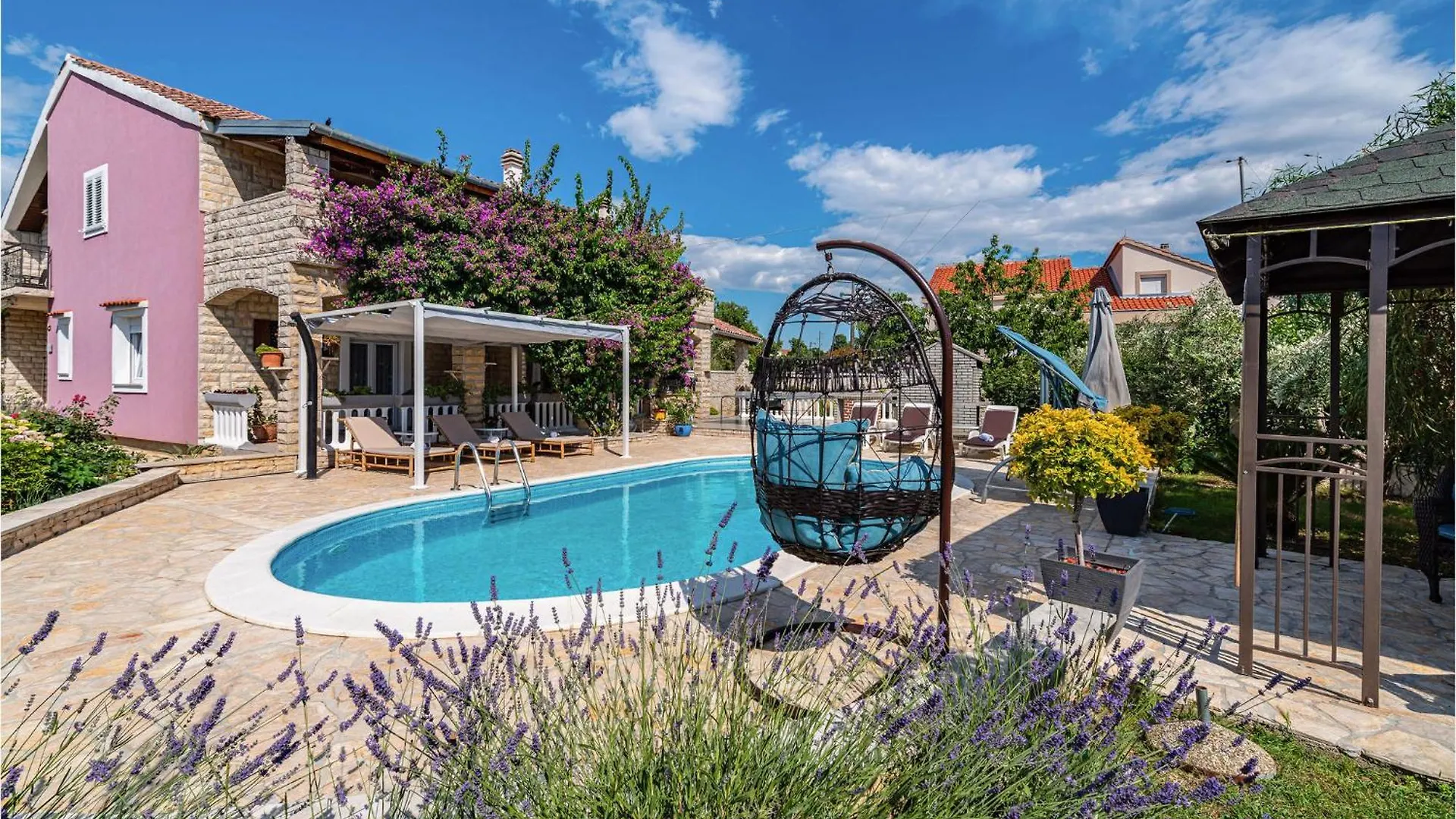 6 Bedroom Pet Friendly Home In Policnik
